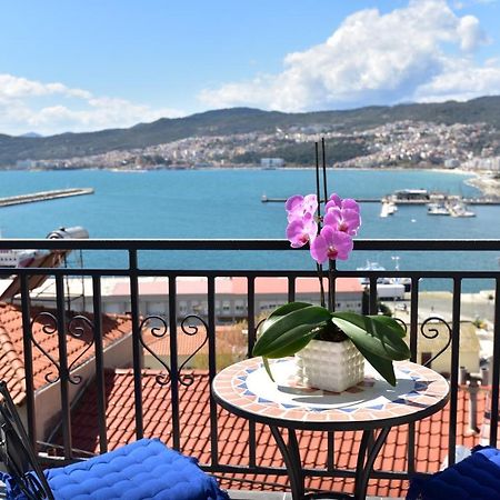 Golden Sea View - Old Town Apartment Kavála Ngoại thất bức ảnh
