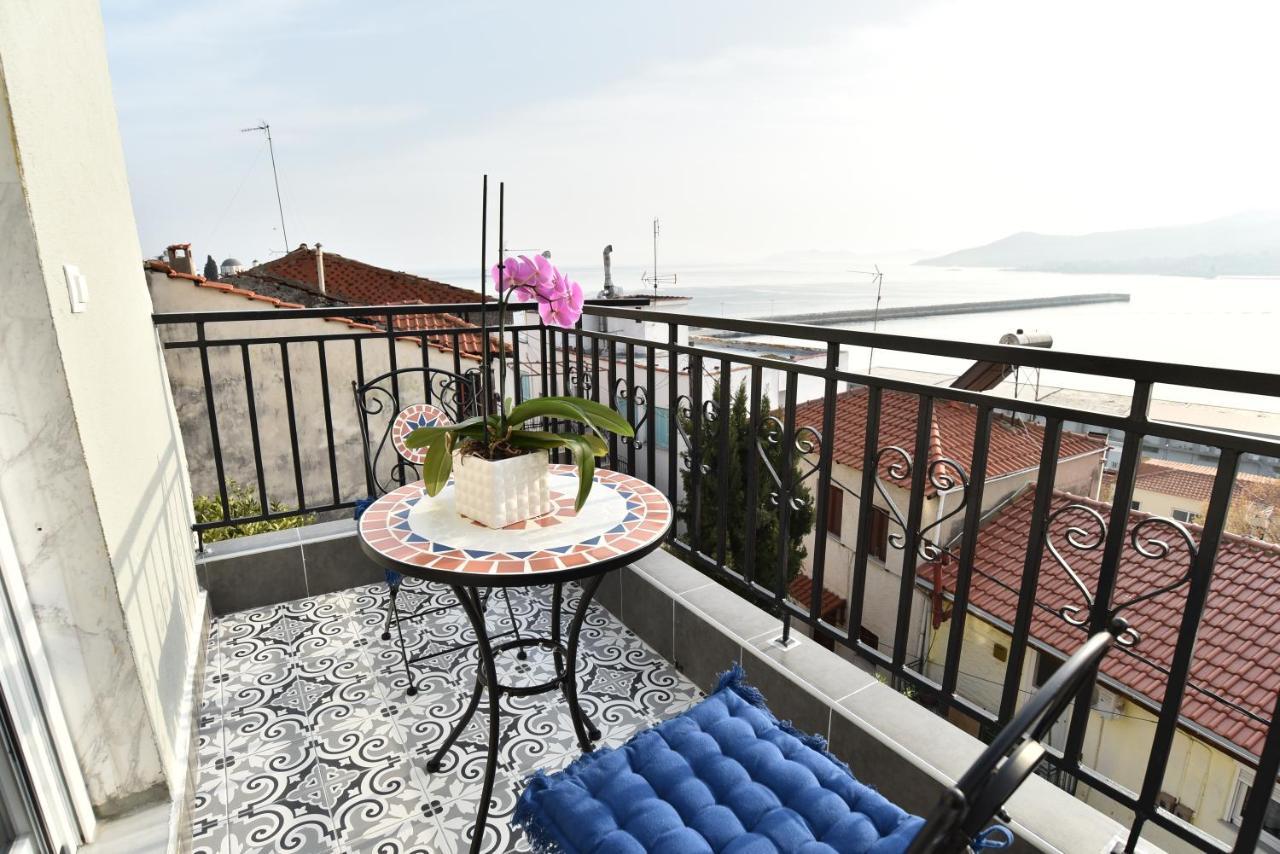 Golden Sea View - Old Town Apartment Kavála Ngoại thất bức ảnh