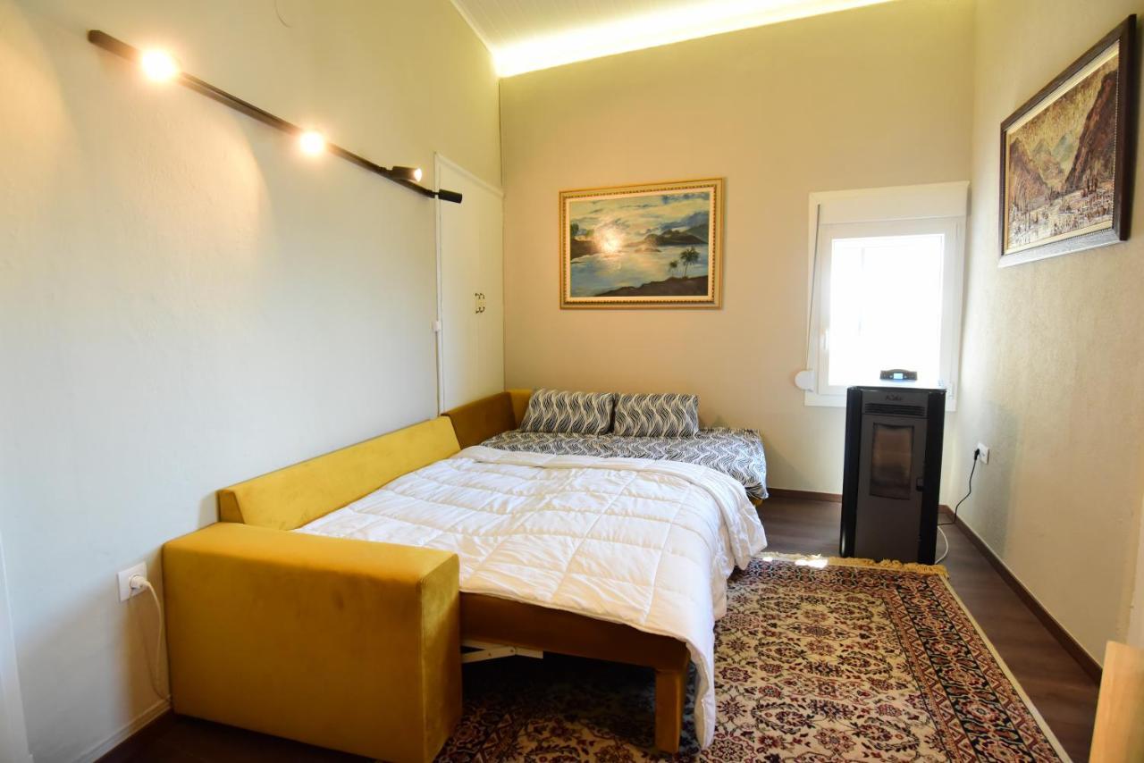 Golden Sea View - Old Town Apartment Kavála Ngoại thất bức ảnh